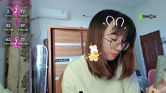 Lili 666 online show from December 4, 2025, 7:29 am