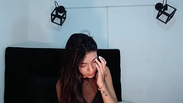 Snapshot of srta_luciana chatting on October 11, 2025, 12:39 pm srta luciana online show from October 11, 2025, 12:39 pm