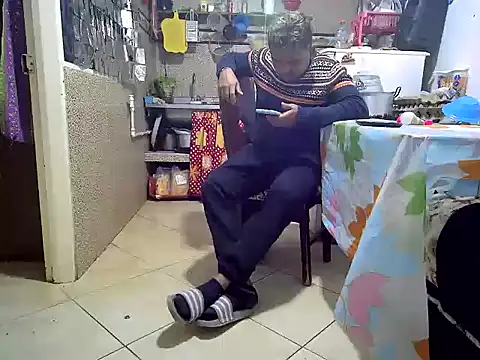 Boycuriousxxx online show from November 9, 2025, 12:31 pm