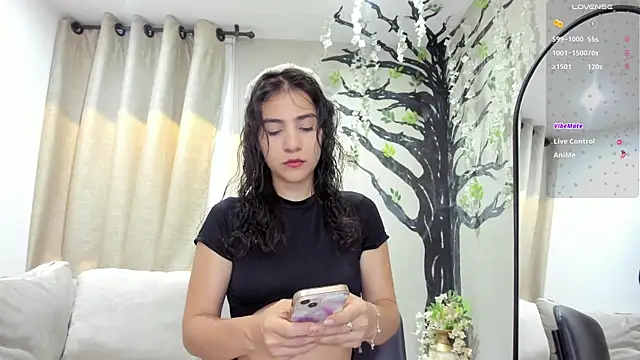 Snapshot of Miranda_doll_ chatting on May 16, 2026, 12:26 pm Miranda doll online show from May 16, 2026, 12:26 pm