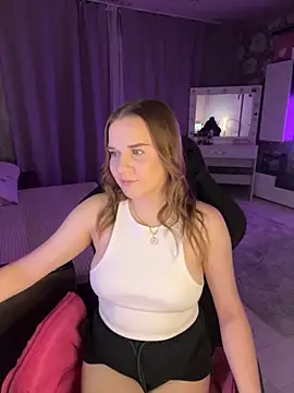 Lexi noah online show from October 19, 2025, 9:17 pm