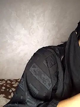 Narimane maroc online show from December 3, 2025, 12:23 am