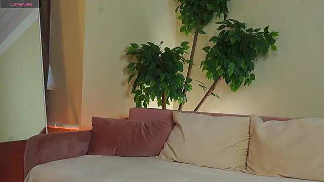 Snapshot of JessRosen chatting on February 27, 2026, 3:40 am JessRosen online show from February 27, 2026, 3:40 am