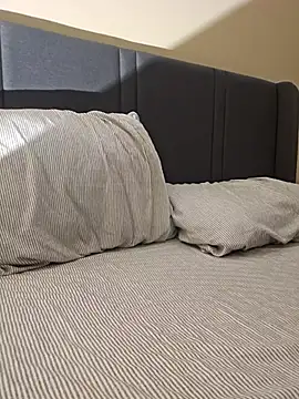 Mgman4365 online show from December 17, 2025, 2:38 am