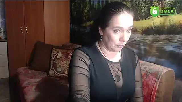 Snapshot of RositaSky chatting on March 9, 2025, 1:35 am RositaSky online show from March 9, 2025, 1:35 am