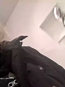 Snapshot of Fantasie-Hot-Sarah chatting on January 15, 2025, 10:06 am Fantasie-Hot-Sarah online show from January 15, 2025, 10:06 am