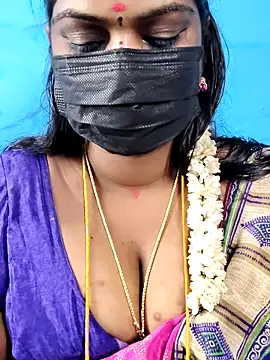 Snapshot of mayaa2u chatting on May 24, 2026, 4:45 am mayaa2u online show from May 24, 2026, 4:45 am