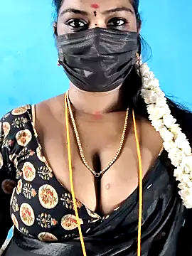 Snapshot of mayaa2u chatting on May 8, 2026, 6:06 am mayaa2u online show from May 8, 2026, 6:06 am