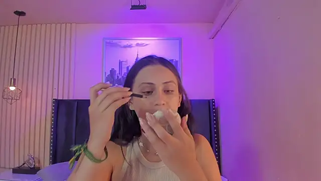 Snapshot of diosa_cristal chatting on June 10, 2026, 3:30 am diosa cristal online show from June 10, 2026, 3:30 am
