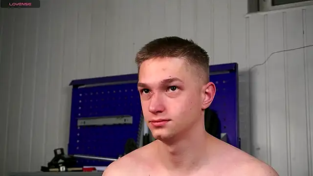 dustyn fox online show from December 18, 2025, 4:55 pm