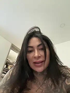 Iam Annii online show from October 10, 2025, 7:15 pm