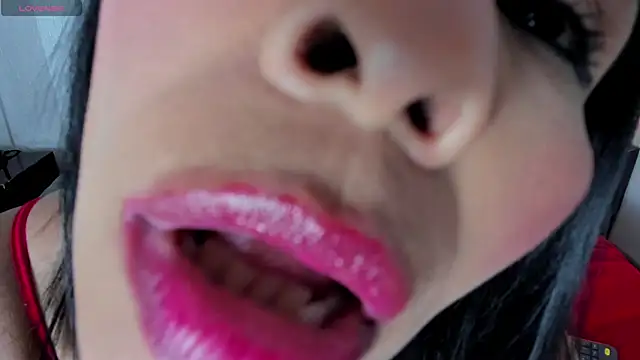 Anthonelaa   online show from November 21, 2025, 8:08 pm