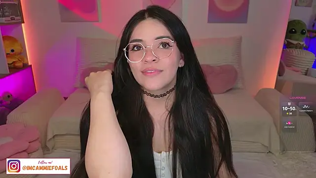 Snapshot of cammiefoalss chatting on December 15, 2025, 6:36 pm cammiefoalss online show from December 15, 2025, 6:36 pm