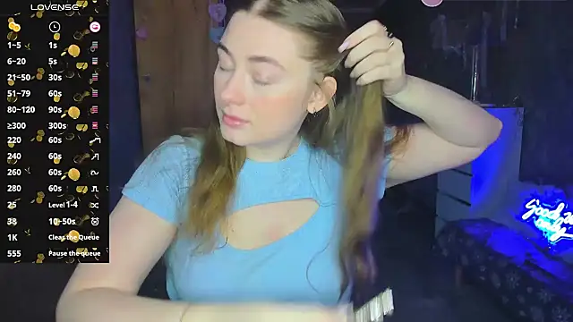 Demure Smile online show from March 2, 2025, 5:54 am