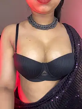 Hot-sexy222 online show from March 4, 2026, 1:46 am