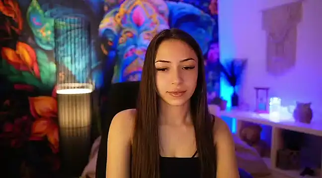 Briar Rose18 online show from March 22, 2025, 2:25 pm