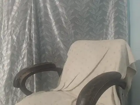 cute-priy online show from March 27, 2026, 10:16 am