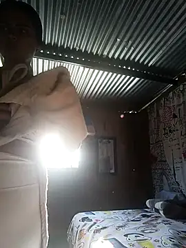 Snapshot of sexy-latin10 chatting on February 28, 2026, 12:05 pm sexy-latin10 online show from February 28, 2026, 12:05 pm