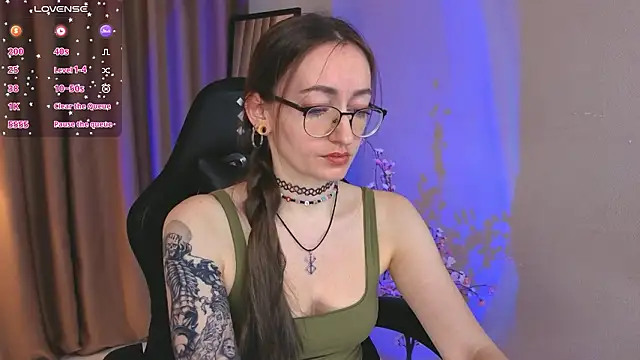 Snapshot of ShiroHeby chatting on February 13, 2026, 11:43 am ShiroHeby online show from February 13, 2026, 11:43 am