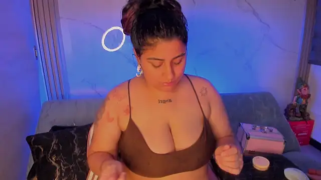 dayan silva  online show from December 20, 2025, 12:24 am