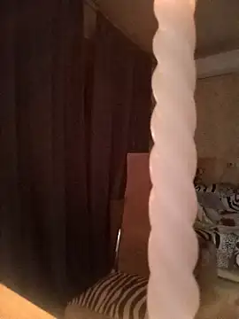 clementine fox online show from December 8, 2024, 8:58 pm