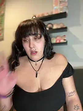 ThicBunz online show from November 21, 2025, 5:34 pm