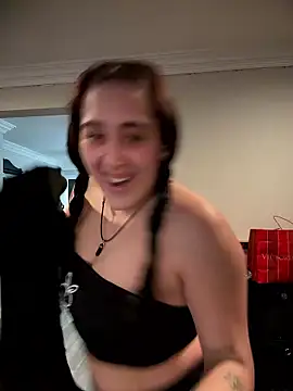 ThicBunz online show from January 12, 2026, 3:41 pm