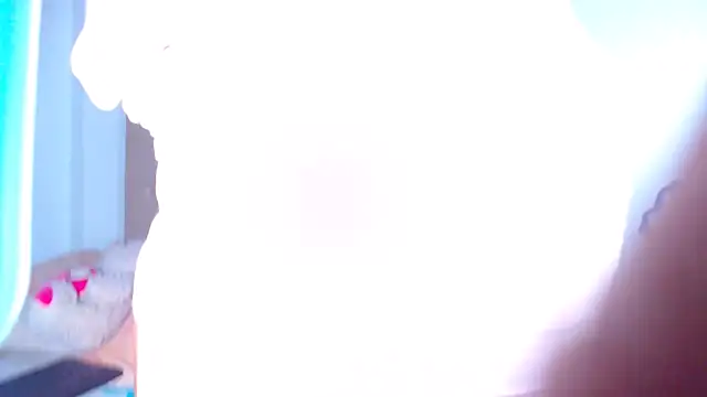 Megaanfox online show from February 8, 2025, 11:55 pm