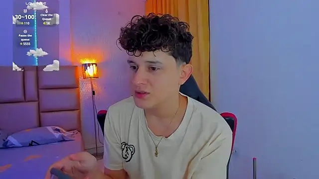 Snapshot of Nathan_Bluee chatting on February 22, 2025, 3:03 pm Nathan Bluee online show from February 22, 2025, 3:03 pm