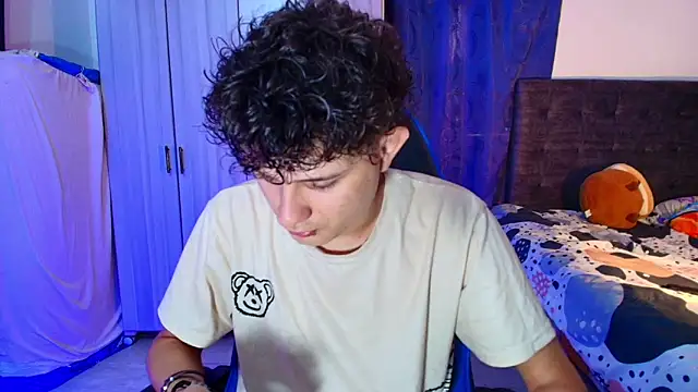 Nathan Bluee online show from February 1, 2026, 4:38 pm