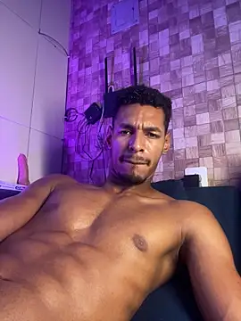 Snapshot of mike_xxl chatting on February 24, 2026, 10:38 am mike xxl online show from February 24, 2026, 10:38 am