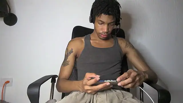 Skinnyblackman online show from July 16, 2026, 2:41 am
