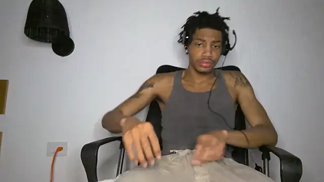 Skinnyblackman online show from June 18, 2026, 4:11 am