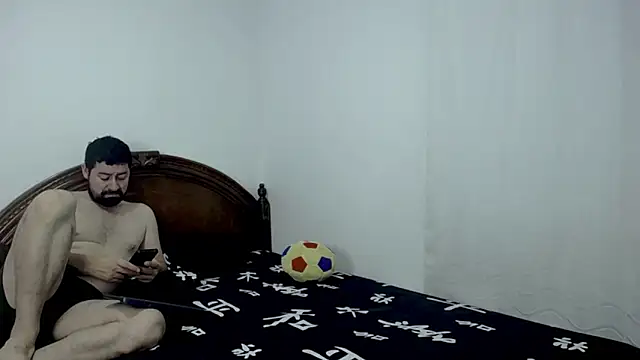 ambar jacksonn online show from January 6, 2026, 11:47 am