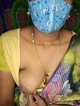 anisha91 online show from September 17, 2025, 4:31 pm