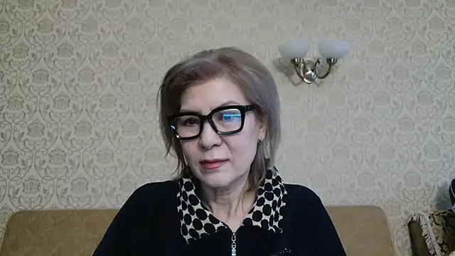 Elegant00Lady online show from December 19, 2025, 2:59 am