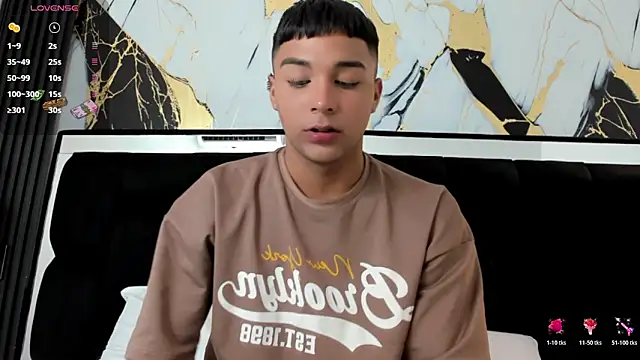 Seductivo jr online show from October 22, 2025, 5:07 am