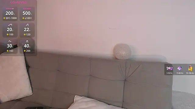 Snapshot of Abigail_29 chatting on September 23, 2025, 12:01 pm Abigail 29 online show from September 23, 2025, 12:01 pm