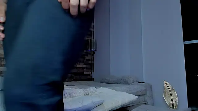 zaiin diesel online show from February 14, 2025, 1:02 am