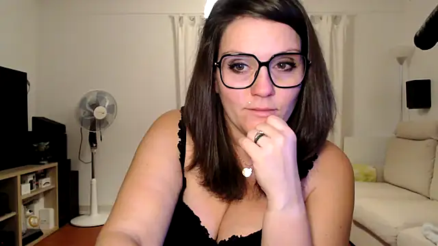 vagina02cam online show from January 14, 2026, 11:41 pm