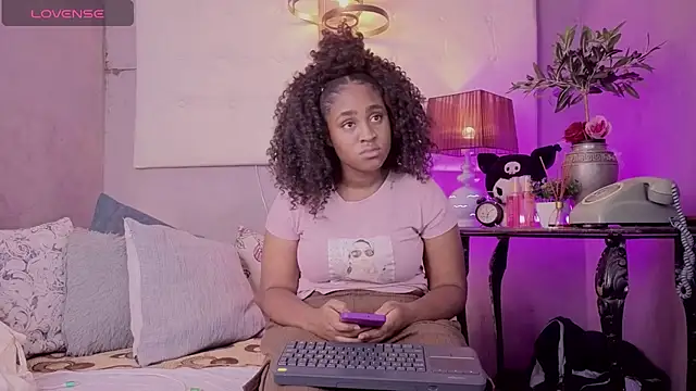 Snapshot of Mayte_williamsATH chatting on July 22, 2026, 12:18 pm Mayte williamsATH online show from July 22, 2026, 12:18 pm