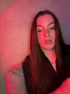 lera2022 online show from April 19, 2026, 4:30 pm