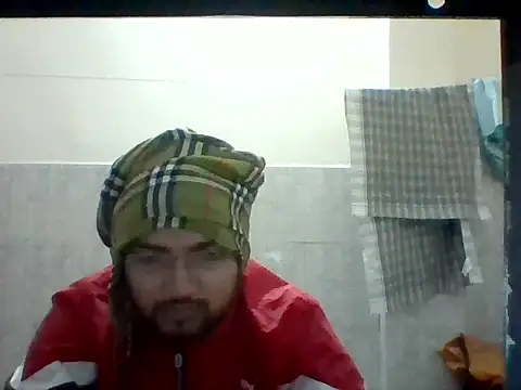 Snapshot of bigvorn6 chatting on December 19, 2025, 5:04 pm bigvorn6 online show from December 19, 2025, 5:04 pm