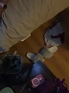 PrettyGal Tingz online show from February 26, 2025, 9:01 am