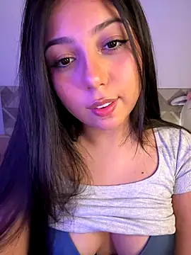 Snapshot of Maii_chan chatting on December 16, 2025, 4:50 am Maii chan online show from December 16, 2025, 4:50 am