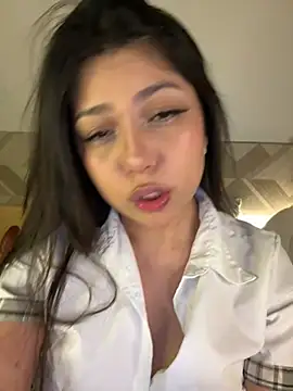 Maii chan online show from March 11, 2026, 3:44 am