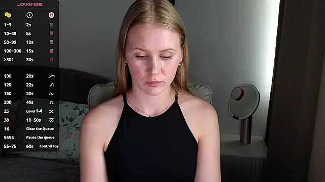 Snapshot of IsabelAllen chatting on July 24, 2026, 12:23 pm IsabelAllen online show from July 24, 2026, 12:23 pm
