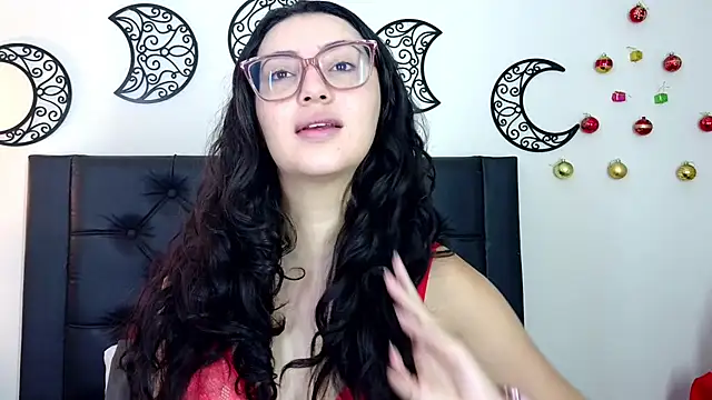 EvoletFMK online show from November 27, 2025, 11:32 am