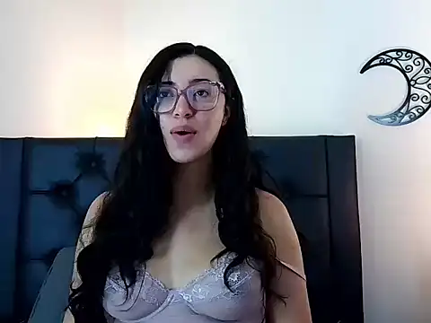 EvoletFMK online show from March 28, 2026, 5:25 pm