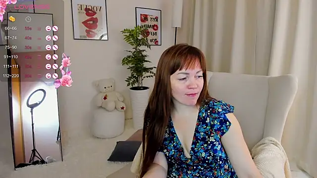 VanessaSmuth online show from November 5, 2025, 1:42 am